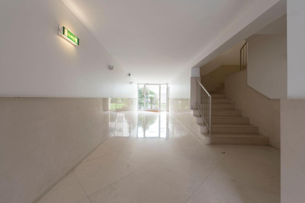 Lovelystay - Oporto Beach Apartment With 2 Free Parking Spots Матозиньюш Экстерьер фото