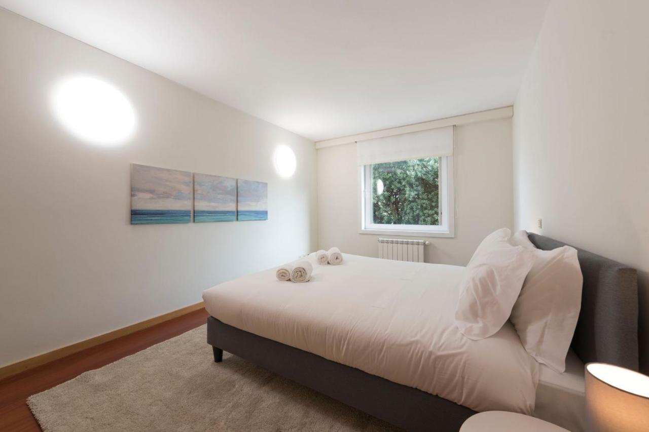 Lovelystay - Oporto Beach Apartment With 2 Free Parking Spots Матозиньюш Экстерьер фото