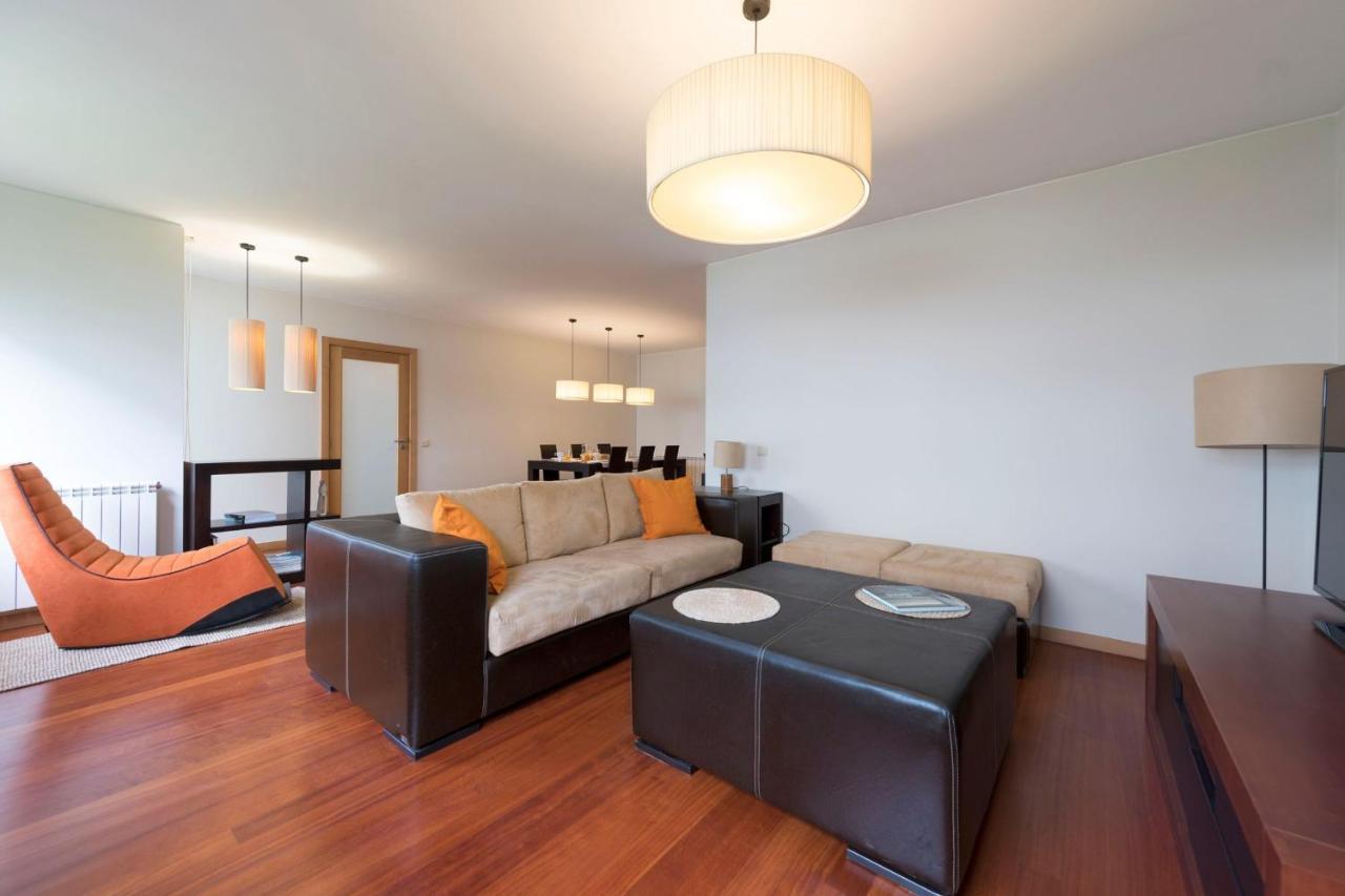 Lovelystay - Oporto Beach Apartment With 2 Free Parking Spots Матозиньюш Экстерьер фото