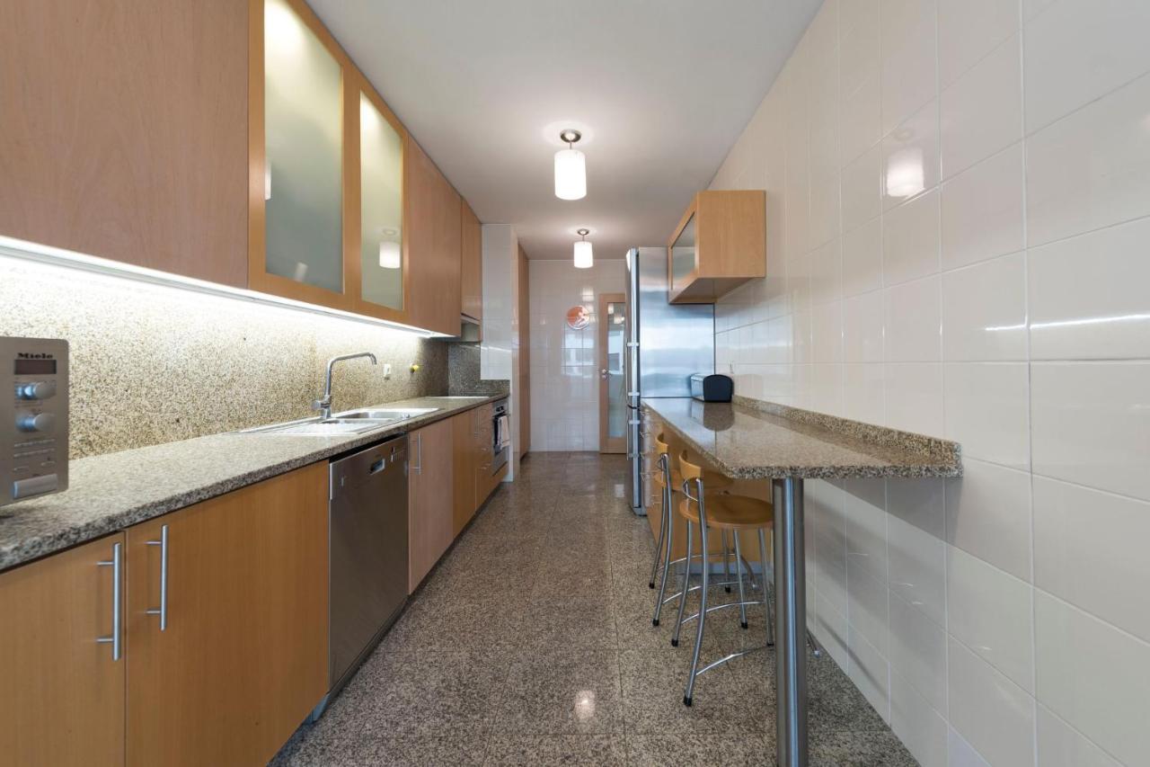 Lovelystay - Oporto Beach Apartment With 2 Free Parking Spots Матозиньюш Экстерьер фото