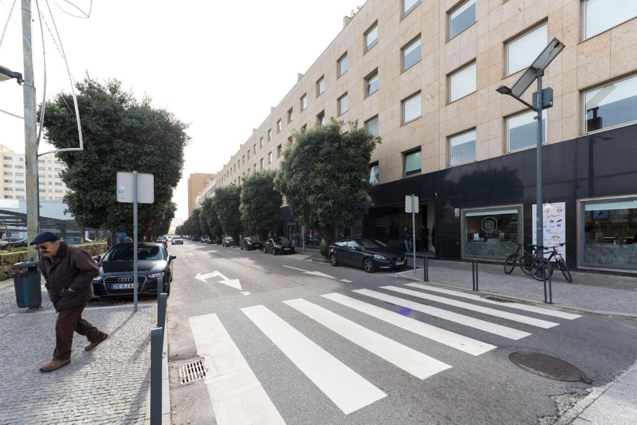 Lovelystay - Oporto Beach Apartment With 2 Free Parking Spots Матозиньюш Экстерьер фото